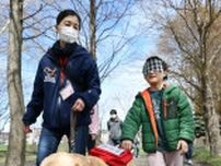 盲導犬の能力に驚き　札幌で５年ぶり、触れ合う催し　視覚障害者支援　大切さ学ぶ