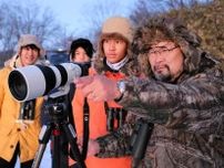 タンチョウ保護、釧根の観光資源　ガイド・写真家の安藤さんに聞く