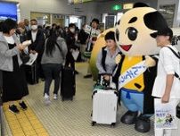 羽田便1日2往復に増便 　稚内空港で旅行者歓迎