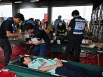 帯広空港での事故、連携確認　消火救難隊や医療関係者訓練