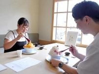 定山渓温泉街に100日限定かき氷店　「なめらか食感」にぎわう