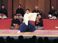 片岡愛之助さん舞踊で魅了　南砺市合併２０周年記念公演