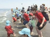 「暑い、暑すぎます」　札幌市内で今年初めての真夏日　熱中症に警戒　おたるドリームビーチでは海びらき