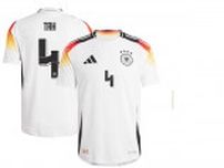 サッカードイツ代表の背番号「44」ユニフォームが販売中止に。ナチス親衛隊との類似を指摘されていた