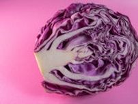 「想像の100倍ムラサキ」紫キャベツで作った味噌汁がインパクト強めだった