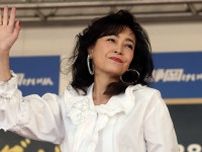 柏原芳恵（58）　略奪愛、9年の白血病介護…80歳の事実婚夫と寿司デートまでの波乱生活