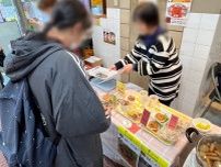神戸・長田でお酒と“市場の味”を楽しむイベント　その名も「市BAR」　客が生んだアイデア商品も
