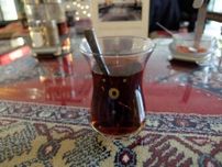 トルコの「チャイ」　インドとは別物？　1日10杯以上飲む人も？　現地の茶文化について有識者に聞く
