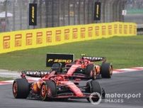 フェラーリ内紛再び？　サインツJr.、F1中国GPの1周目ルクレールの動きに苦言「僕らのレースに影響を及ぼした」