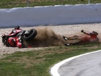 【MotoGP】スプリント勝利目前に”まさか”の転倒を喫したバニャイヤ、摩訶不思議なクラッシュに憤り「完璧だったのに」