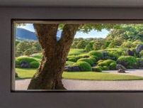 美しい風景画だと思ったら...　島根・足立美術館の巨大窓「生の額絵」から見る庭園に13万人が驚愕