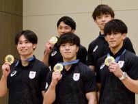 【パリ五輪】体操日本代表が帰国　男子３冠・岡「これからも勝ち続けられる選手に」