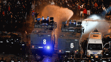 ブルガリアvsハンガリー、予想通り大騒動へ。警官含む５０人以上が負傷