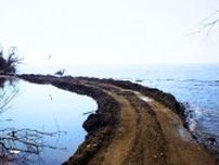 【速報】琵琶湖に勝手に『道路』をつくる『長さ70m・幅3m』県が告発「勝手に自分がやった」と電話　