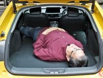 トヨタ新型「プリウス」で車中泊できる？ まさかの「快眠」も!? 実際に「寝転んで」みた