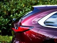 マツダ「新型上級SUV」世界初公開！ 全長4.9mで四輪駆動×豪華内装採用！ 3列備える「CX-8後継」の反響は？