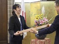 乾友紀子選手に滋賀県民栄誉賞　世界水泳AS2冠「声援が力に」