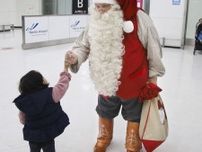 フィンランド公認サンタが来日　クリスマスムード盛り上げ