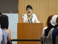 「うまずして何が女性か」　上川外相、静岡知事選応援演説で