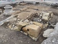 姫路城「鳥居先門」橋台跡を発掘　部材用の「ほぞ穴」も見つかる