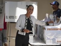メキシコ初の女性大統領へ　現職後継の左派候補優勢