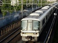 JR山陰線の電車にはねられ女性死亡　京都・馬堀駅のホームから線路に立ち入り