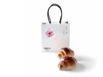 行列「トリュフの塩パン」×ピエールエルメの限定コラボ、関西圏で買えるのは大阪だけ