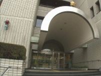 スマートフォンを女子大生のスカートの中に入れて盗撮した疑い　静岡市清水区の会社員の男を逮捕