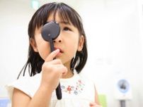 小学生の3人に1人が「裸眼視力1.0未満」　保護者が考える裸眼視力低下の最大原因は？