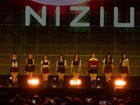 NiziU、トロッコで客席接近 野外ステージで美声響かす【KCON JAPAN 2024／Mカ】