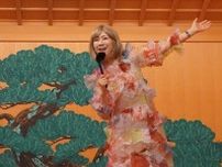 大津の能舞台で昭和歌謡とジャズ　「歌って笑って世代を超えて楽しんで」