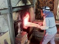 辰野町の工房「こまくさ」　穴窯を使った年に一度の本焼成