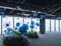 「渋谷スカイ」で夏季限定アートフラワー装飾　屋内展望回廊に映え空間