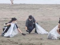 「海をきれいに」２０００人清掃　宮崎・高鍋海水浴場