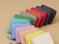 【今ほしい革小物】12色ものカラバリを揃えてラルコバレーノの名作ラウンドファスナー財布が復刻！