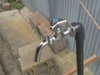 夏前に屋外の水道管に蛇口を付ける「仮水栓」 被災地で工事始まる 石川・珠洲市