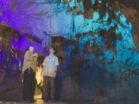 全長450メートルの幻想的な鍾乳洞。約15度の気温で真夏でもひんやりな涼スポット！｜岡山県新見市