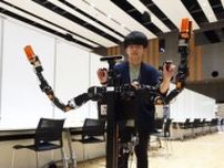 すでに多くの購入希望者、日立が開発した「二人羽織ロボット」の性能