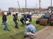 【阪神】来年開業の２軍新球場で芝張り開始　注目の最新鋭「虎の穴」は甲子園と同じ特注二毛作