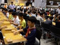 「テーブルマークこども将棋」福岡大会、千早小4年生が高学年部門で優勝