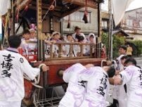 城下町に熱い夏「中津祇園」幕開け　はやし響かせ若者ら「引き出し」