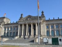 【記憶を刻む街、ベルリンを歩く】 議事堂のそばに虐殺の記念碑　痕跡が消された総統地下壕跡