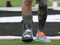 コパ優勝のメッシ、45個目のタイトルをインテル・マイアミが祝福！靭帯損傷の足首は特殊ブーツで固定