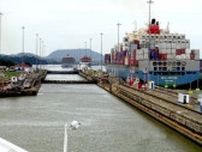水不足でパナマ運河が通行の危機！日本への影響は？