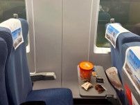 中国高速鉄道、窓側の席を買ったのに「窓なし」で物議