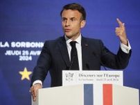 仏大統領、欧州防衛の強化求める　「滅亡のリスク」