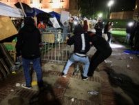 米ＵＣＬＡ、イスラエル抗議でデモ隊が衝突