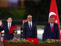 シンガポール、20年ぶりに新首相就任 