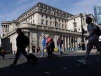 英中銀総裁、保有国債縮小で準備金計画設定