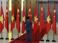 ベトナム主席、中国に領海紛争処理の重要性訴え　大使と面会
